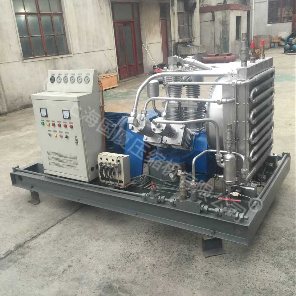 無(wú)油壓縮機(jī)